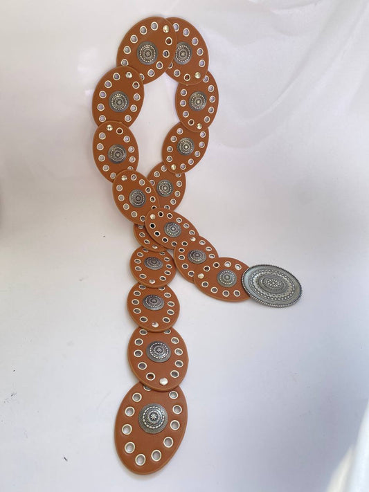 Statement Oval Disc Belt