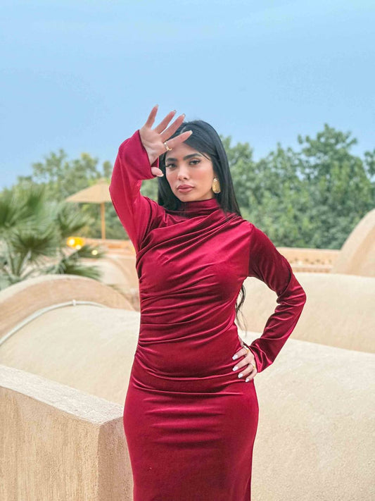 Dark red basic dress